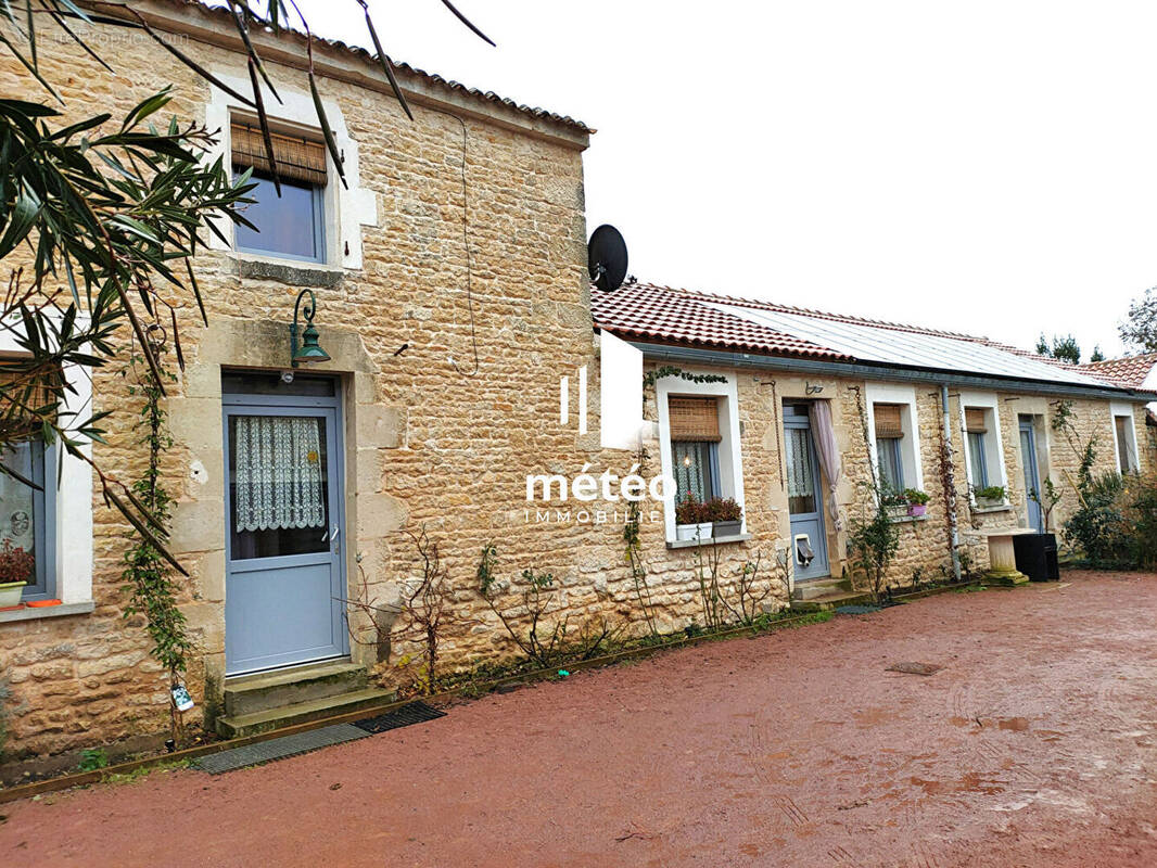 Maison à LE LANGON