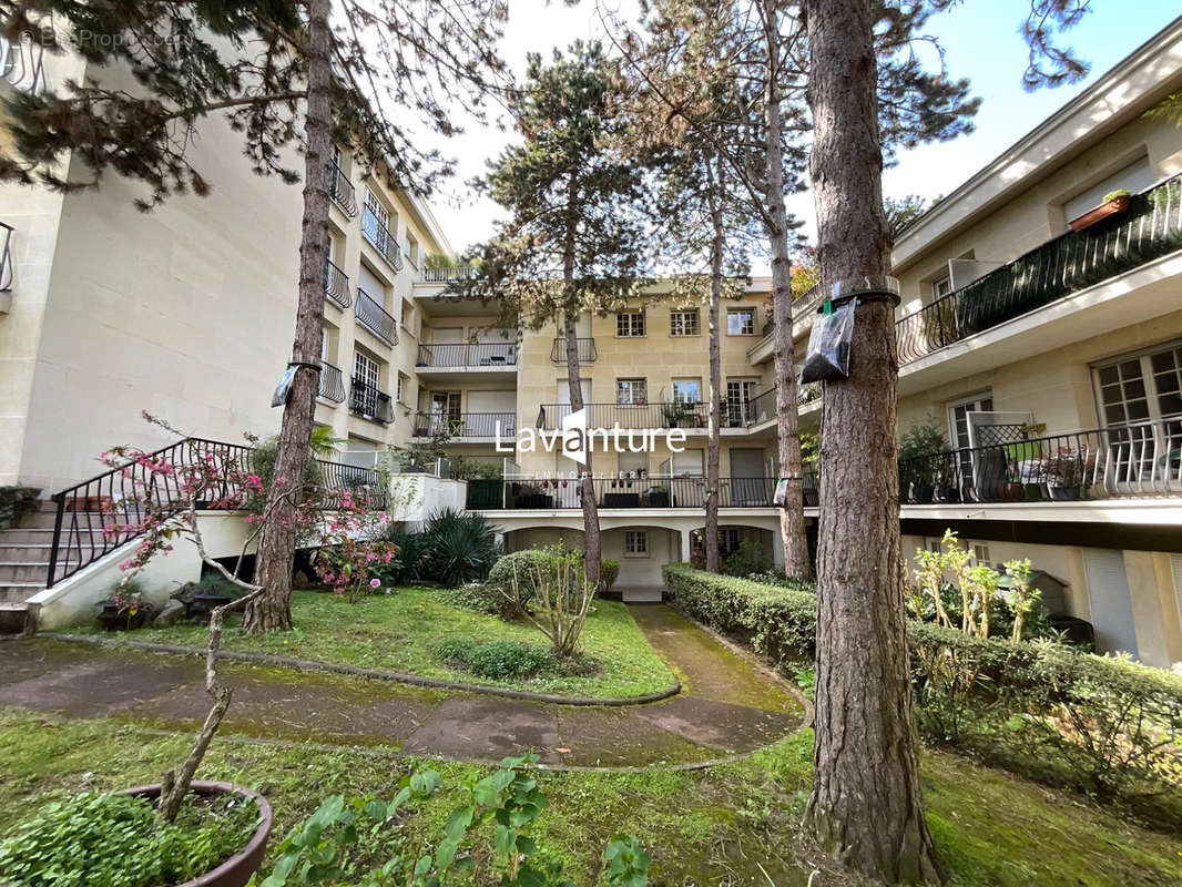 Appartement à CHATENAY-MALABRY