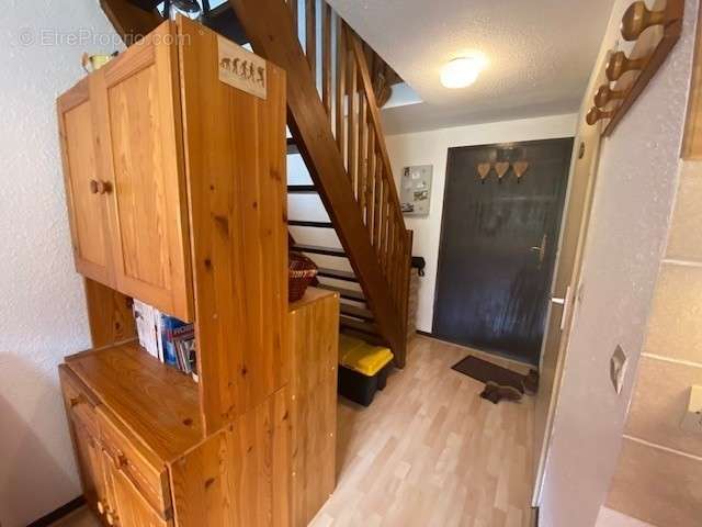 Appartement à MORILLON