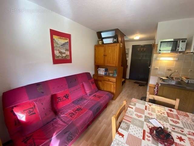 Appartement à MORILLON