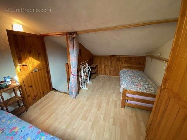 Appartement à MORILLON