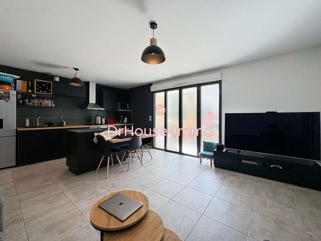 Appartement à SAINT-MAXIMIN-LA-SAINTE-BAUME