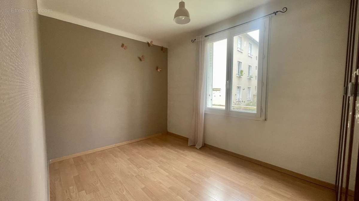 Appartement à LE RAINCY