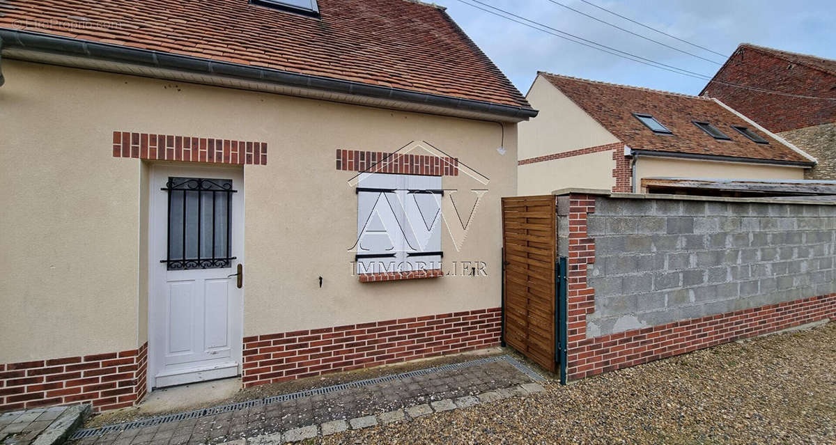 Maison à NOAILLES