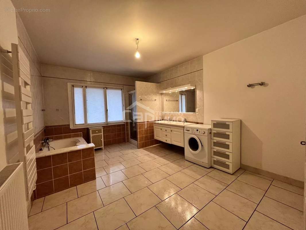 Appartement à THONON-LES-BAINS