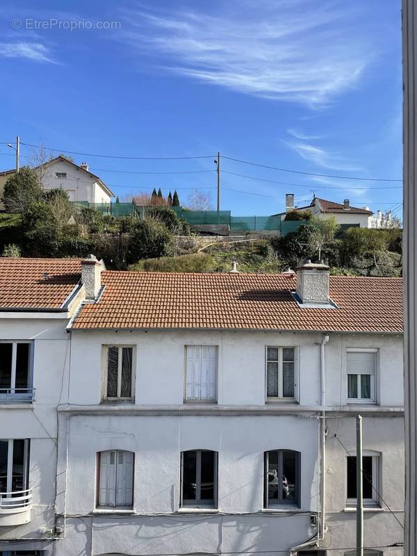 Appartement à SAINT-ETIENNE