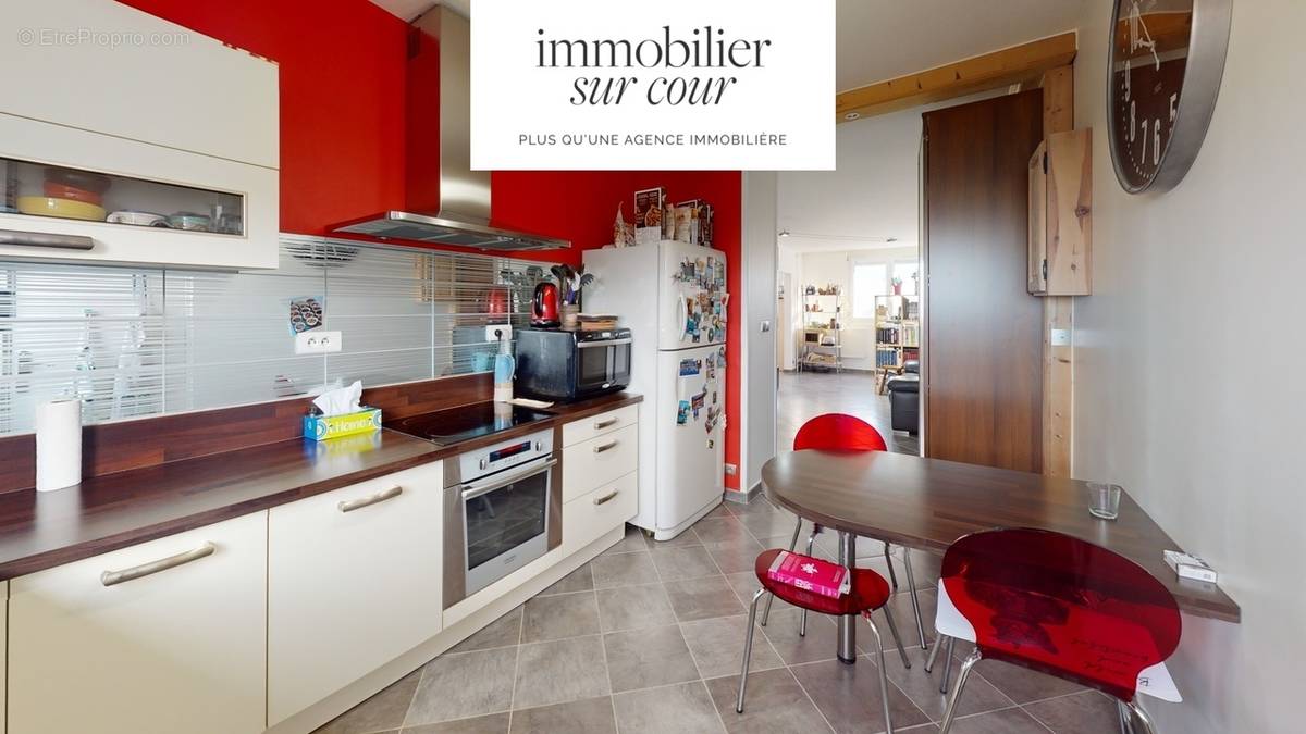 Appartement à SAINT-ETIENNE