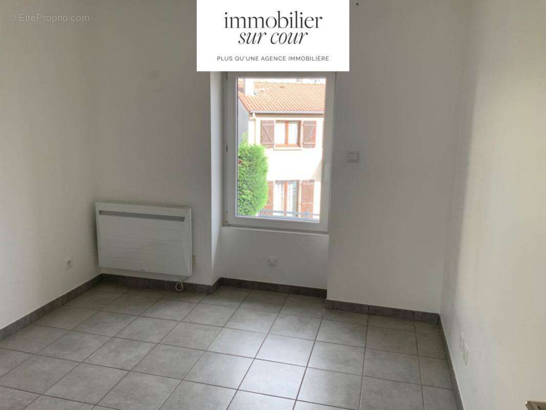 Appartement à SAINT-ETIENNE