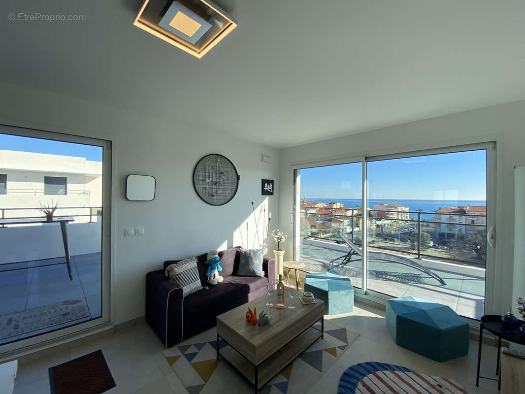 Appartement à CAGNES-SUR-MER