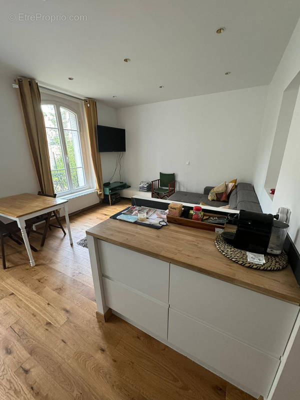 Appartement à COLOMBES