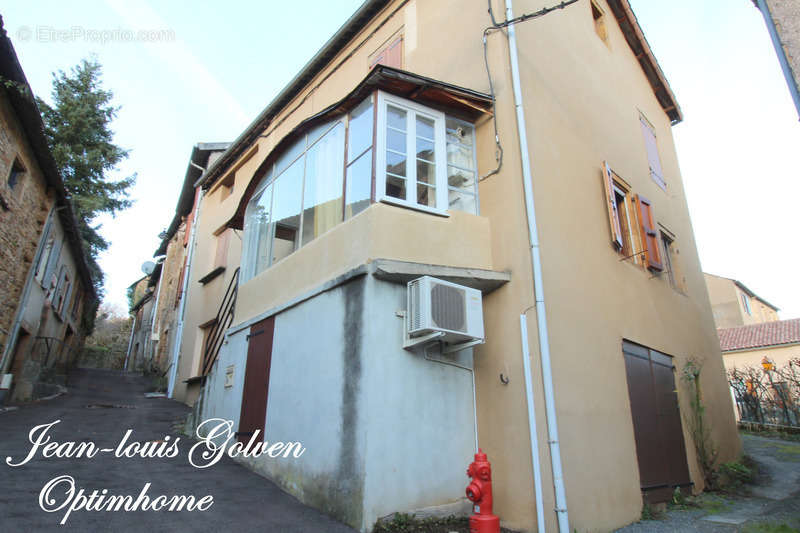 Maison à SAINT-SERNIN-SUR-RANCE