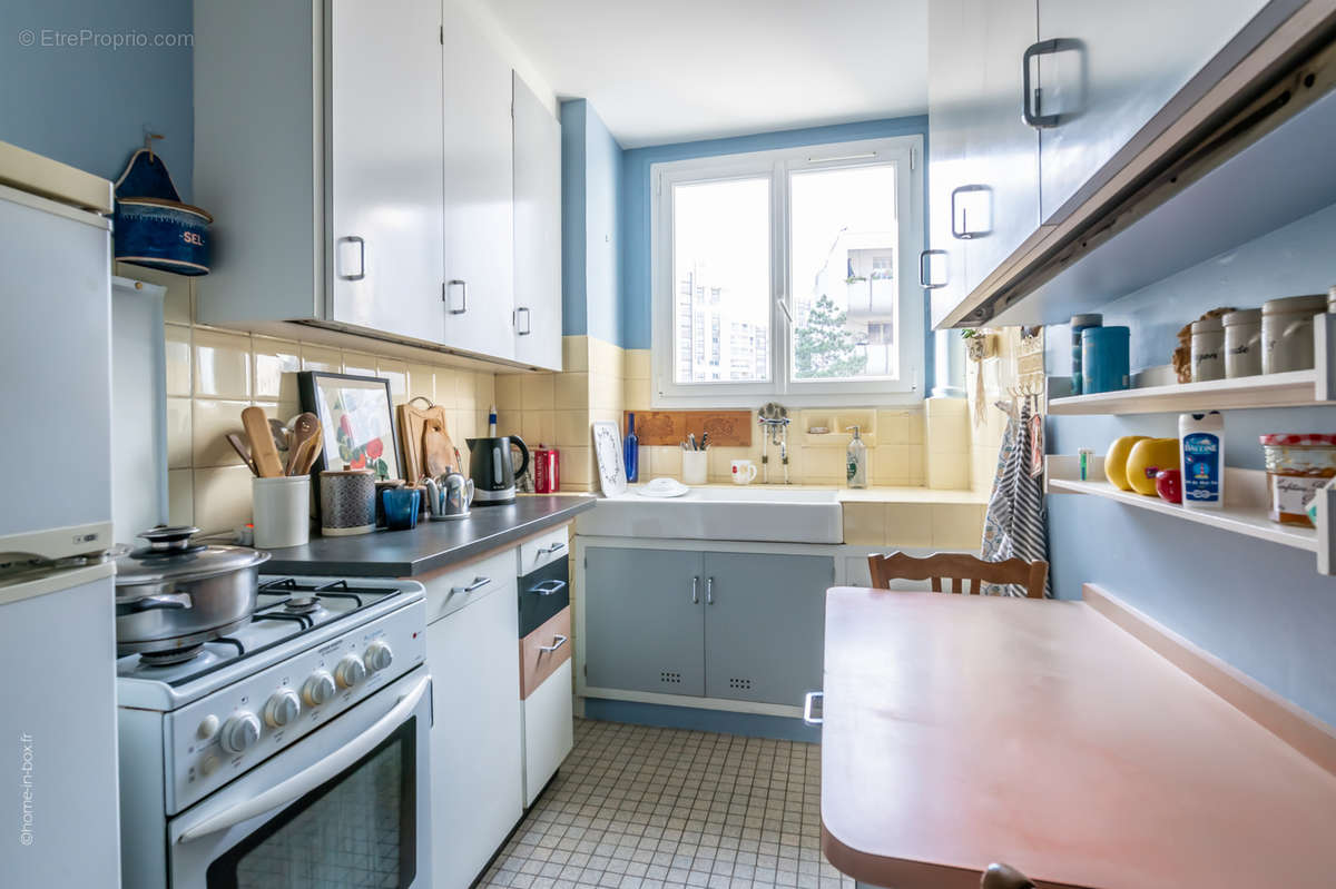 Appartement à PARIS-20E