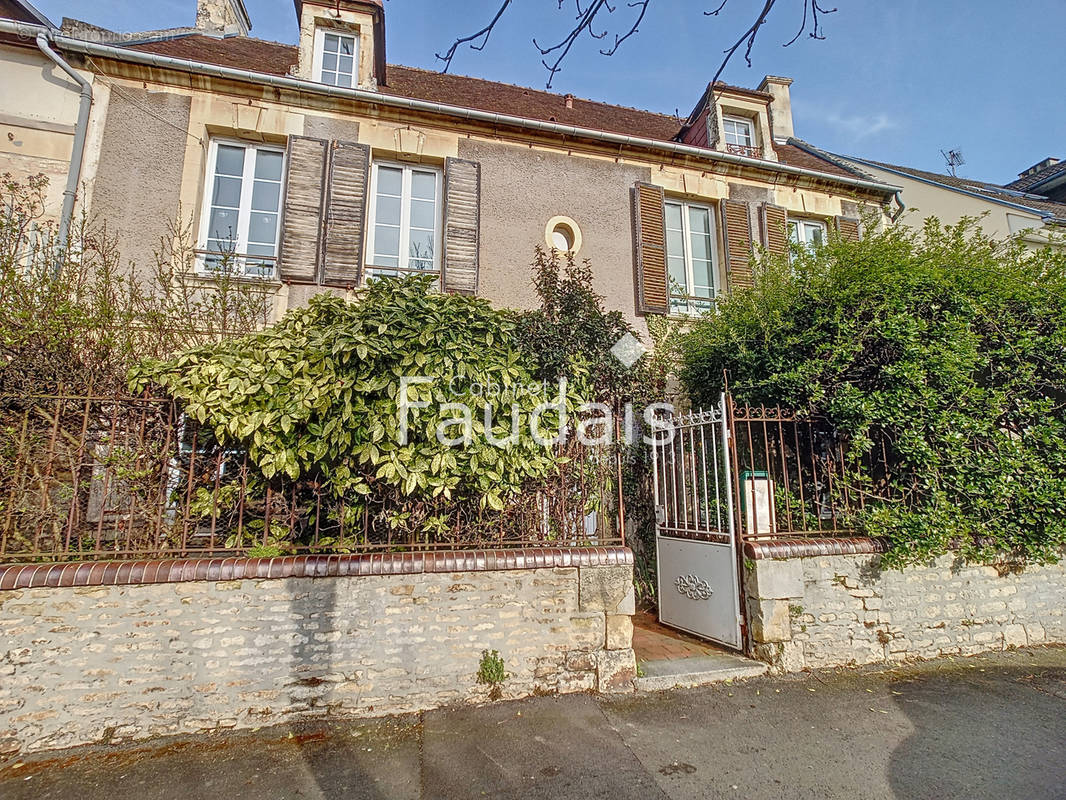 Maison à CAEN