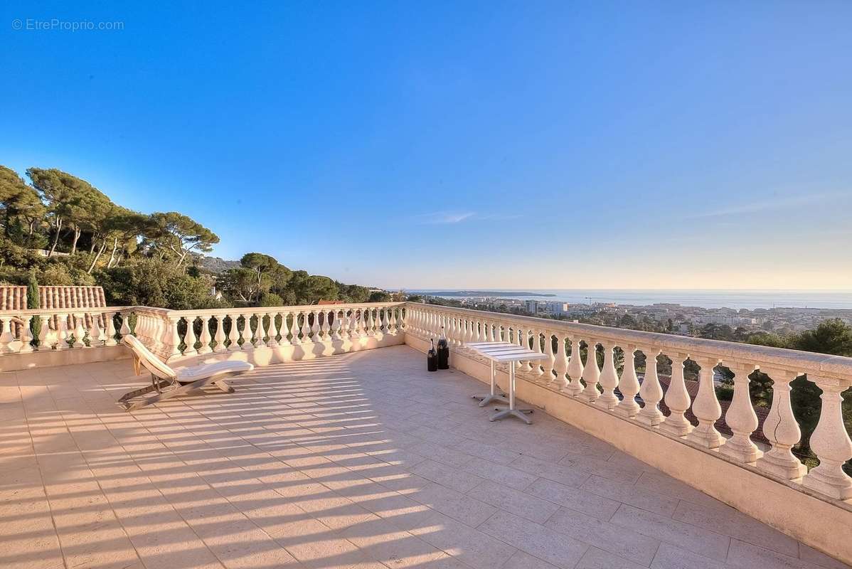 Maison à CANNES