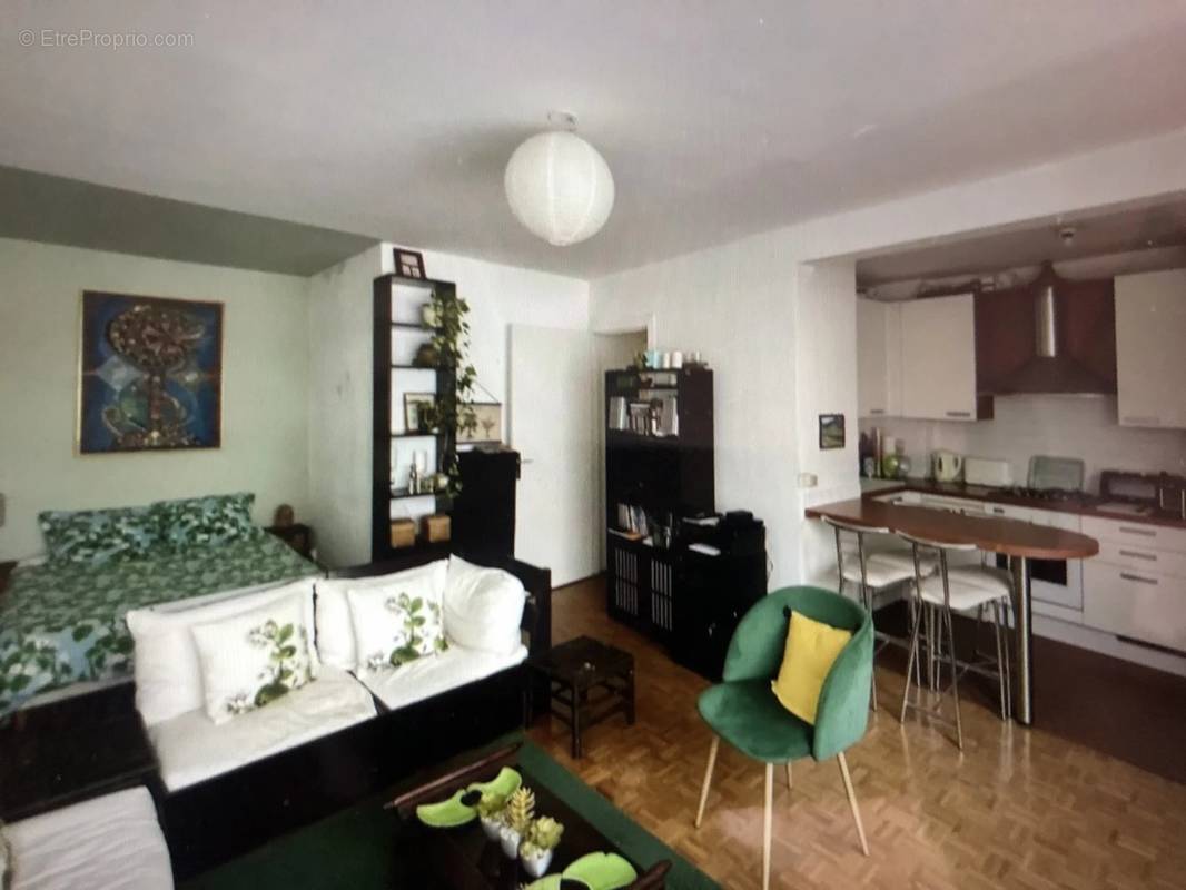 Appartement à LEVALLOIS-PERRET