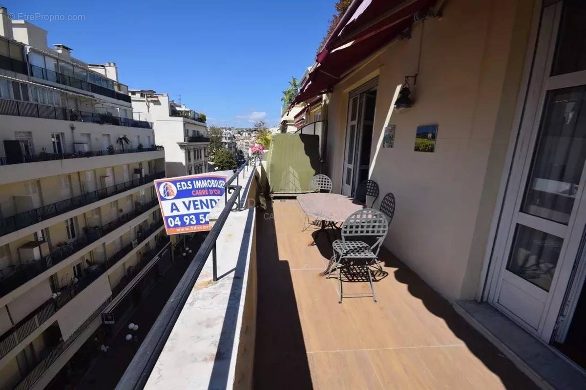 Appartement à NICE