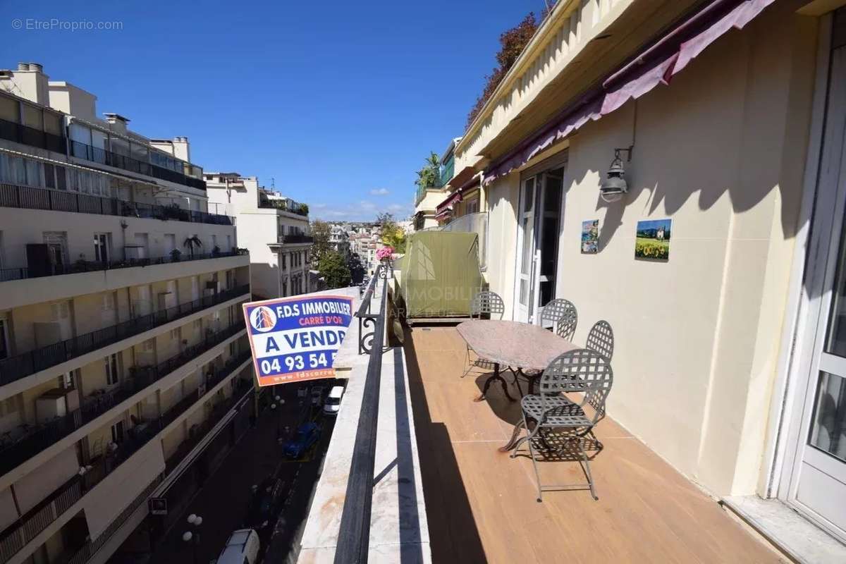 Appartement à NICE