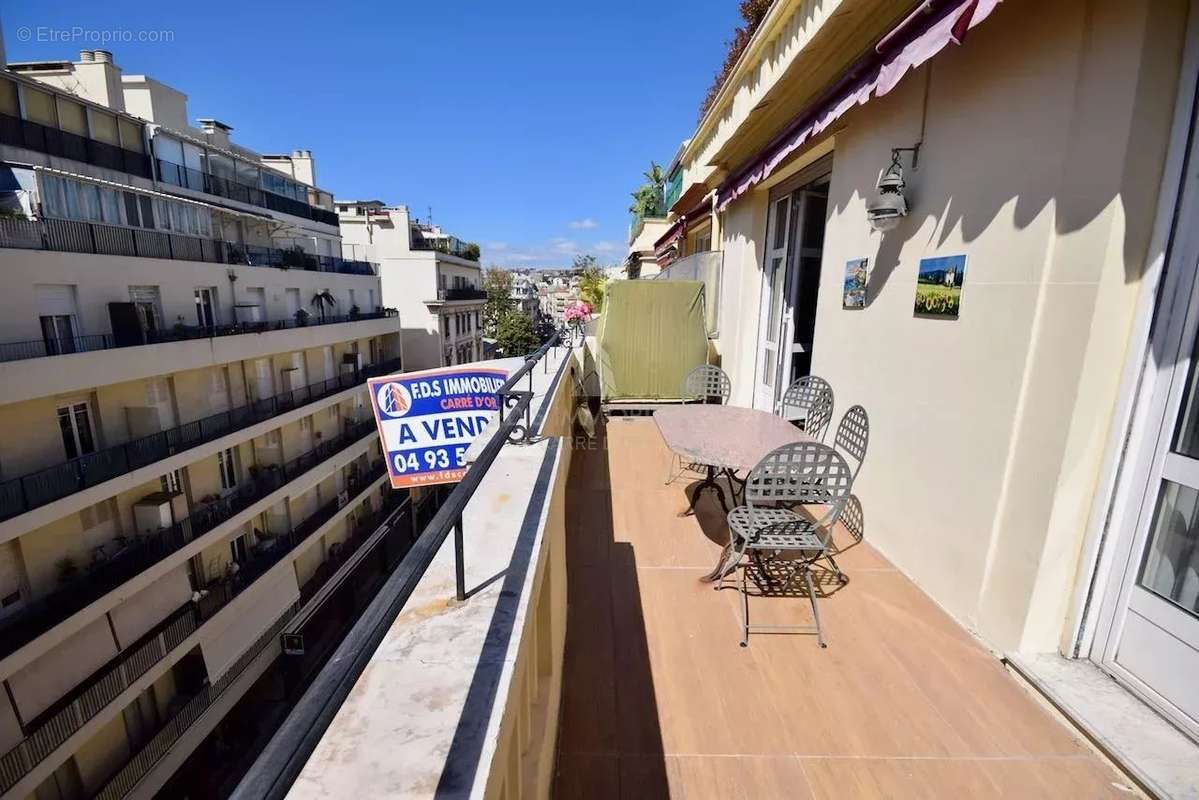 Appartement à NICE