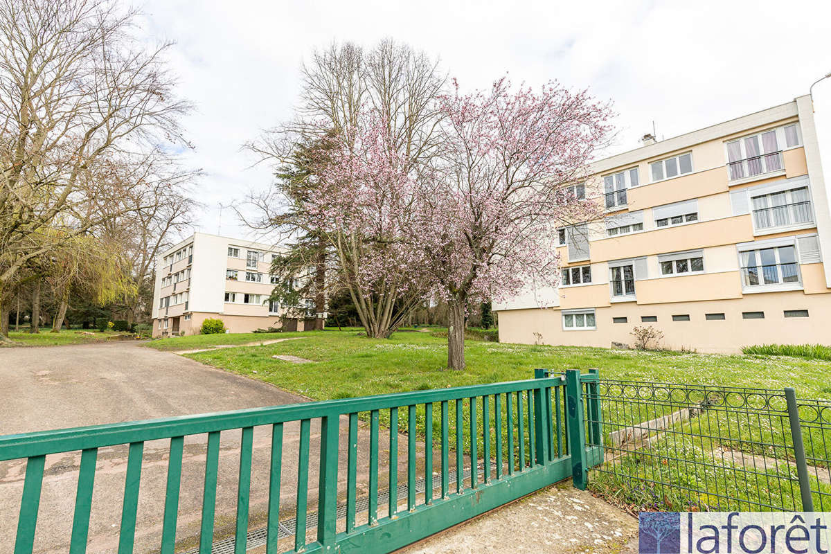 Appartement à VILLIERS-SUR-ORGE