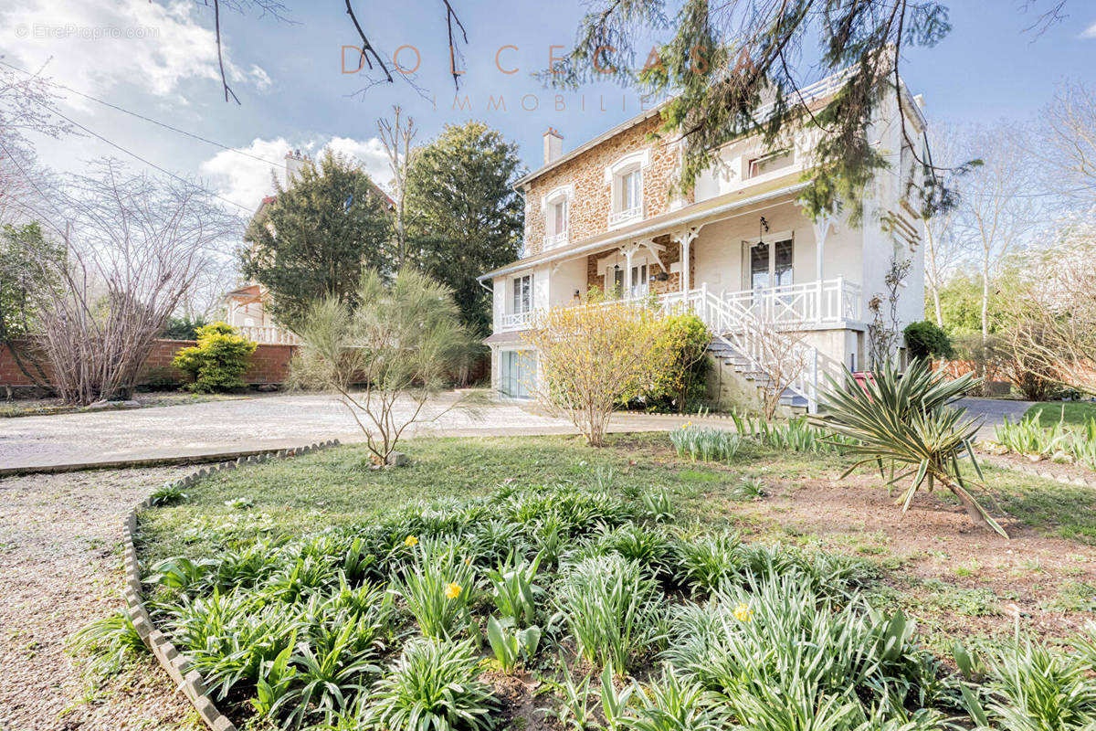 Maison à CHELLES