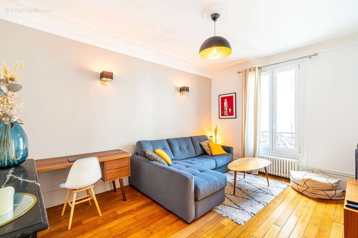 Appartement à PARIS-17E