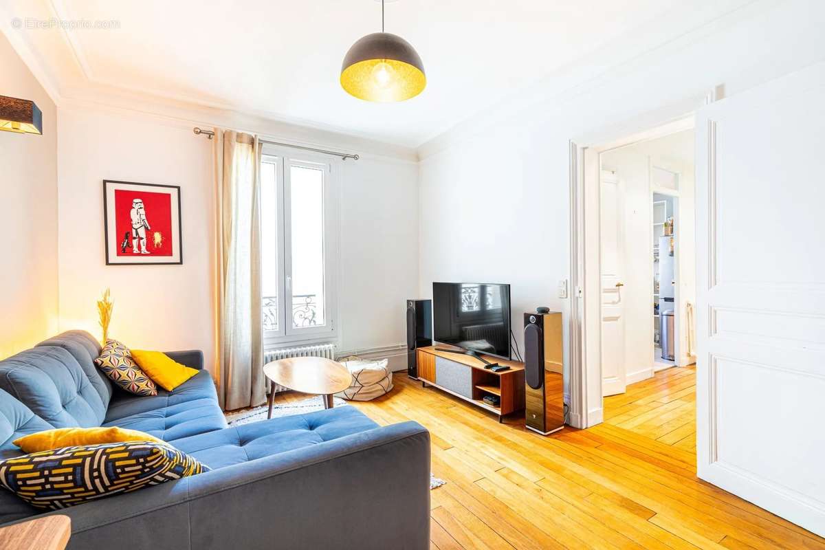 Appartement à PARIS-17E