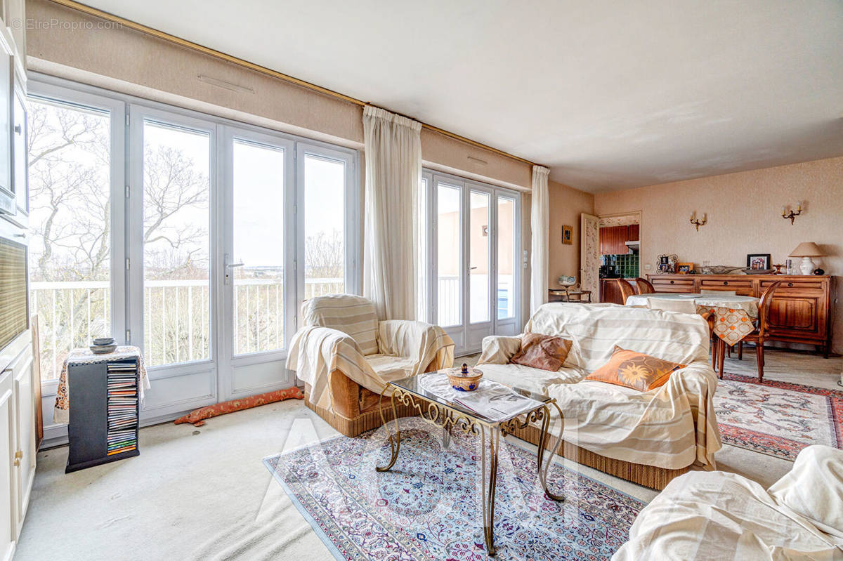 Appartement à MAISONS-LAFFITTE