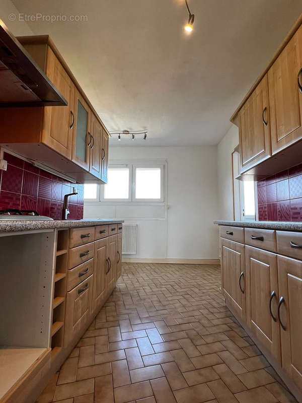 Appartement à DONCHERY