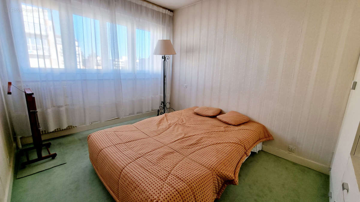 Appartement à MAISONS-LAFFITTE