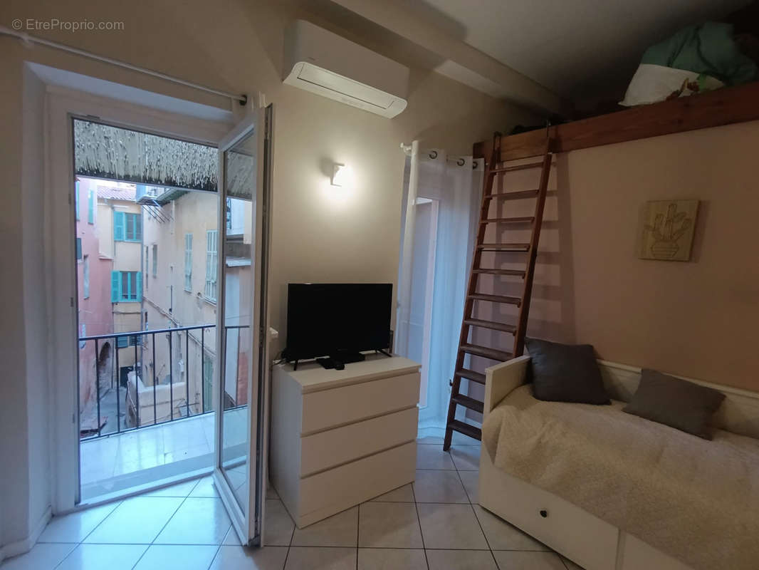 Appartement à VILLEFRANCHE-SUR-MER