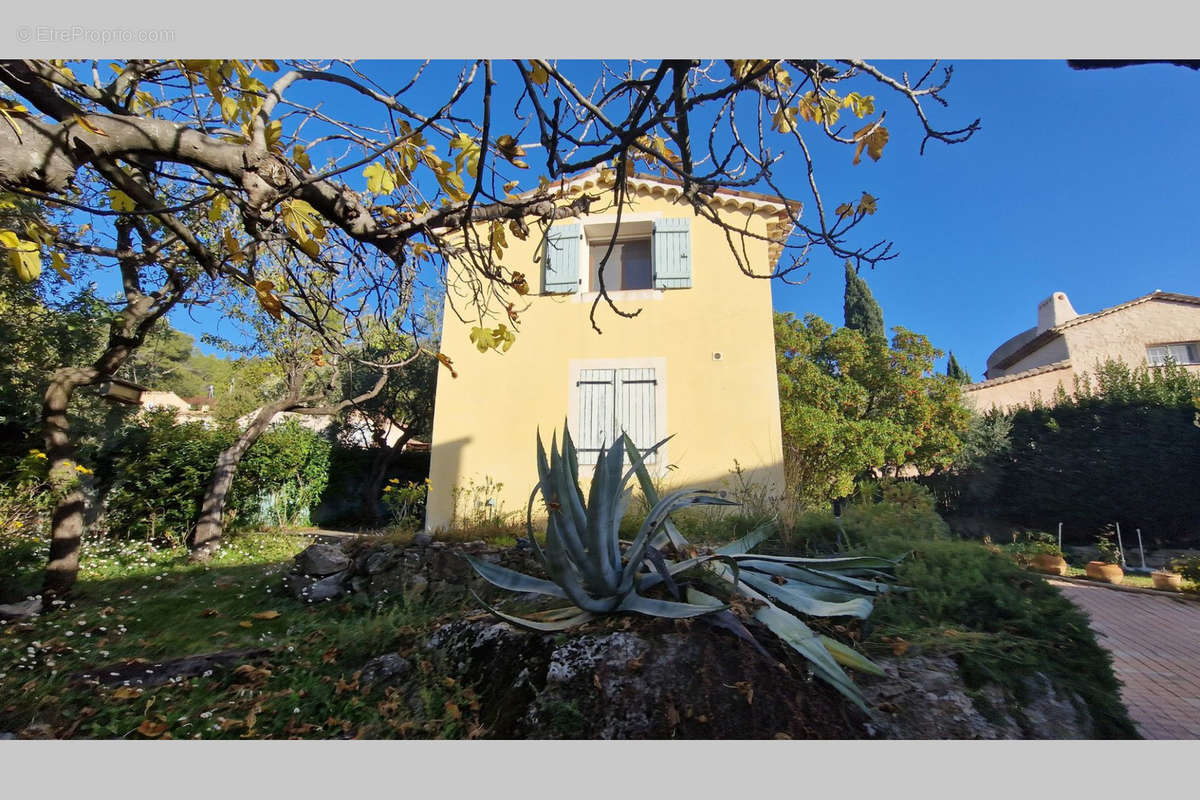 Maison à DRAGUIGNAN