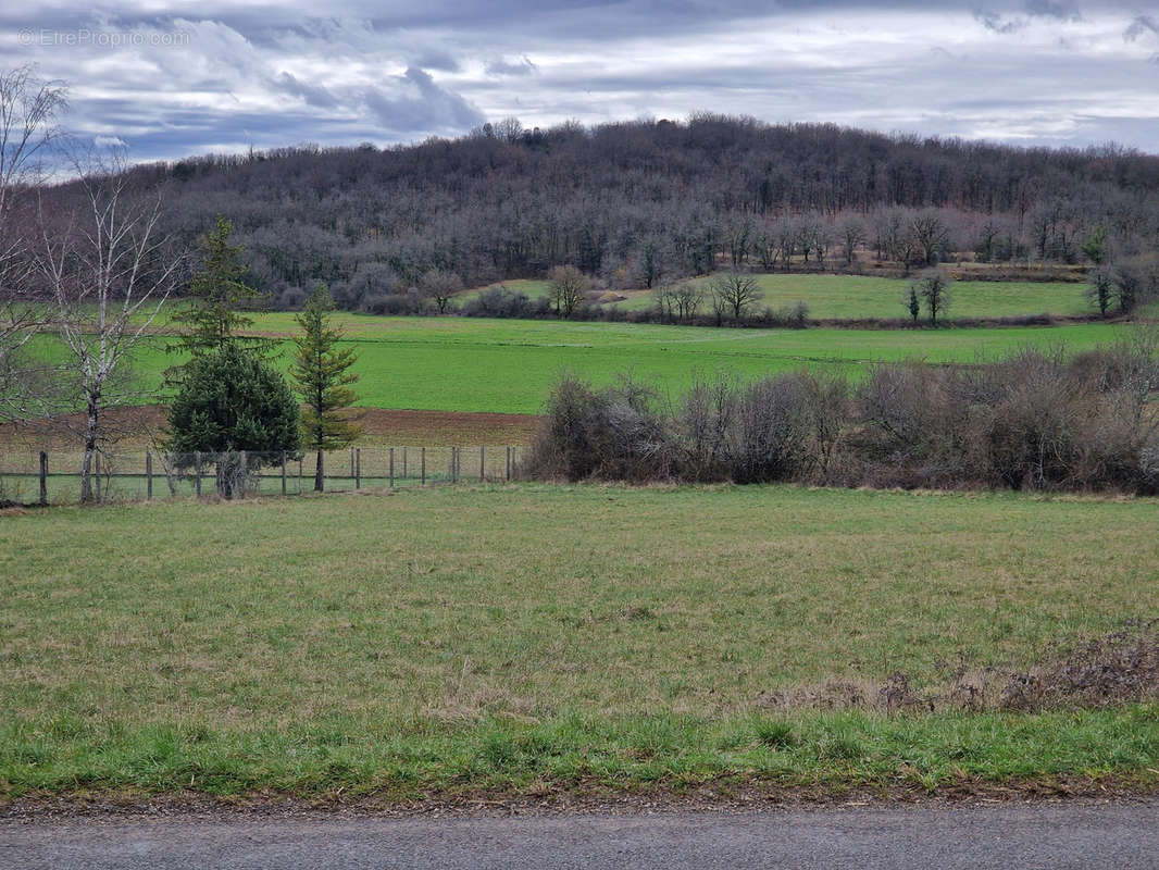 Terrain à NADAILLAC