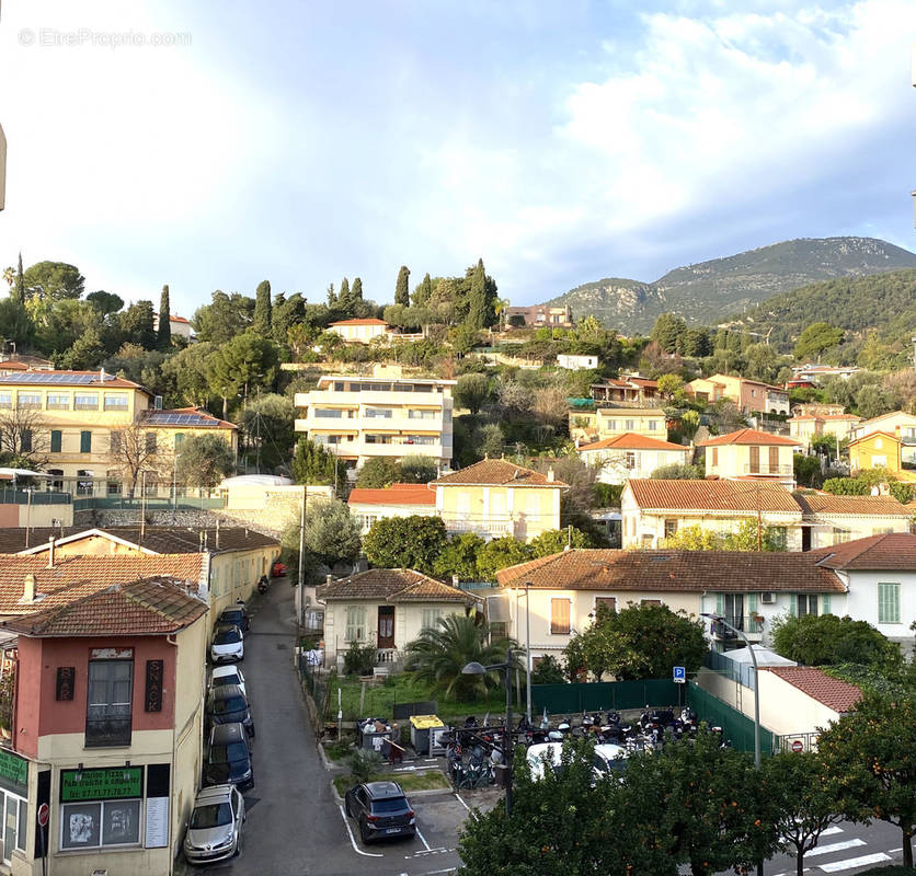 Appartement à ROQUEBRUNE-CAP-MARTIN