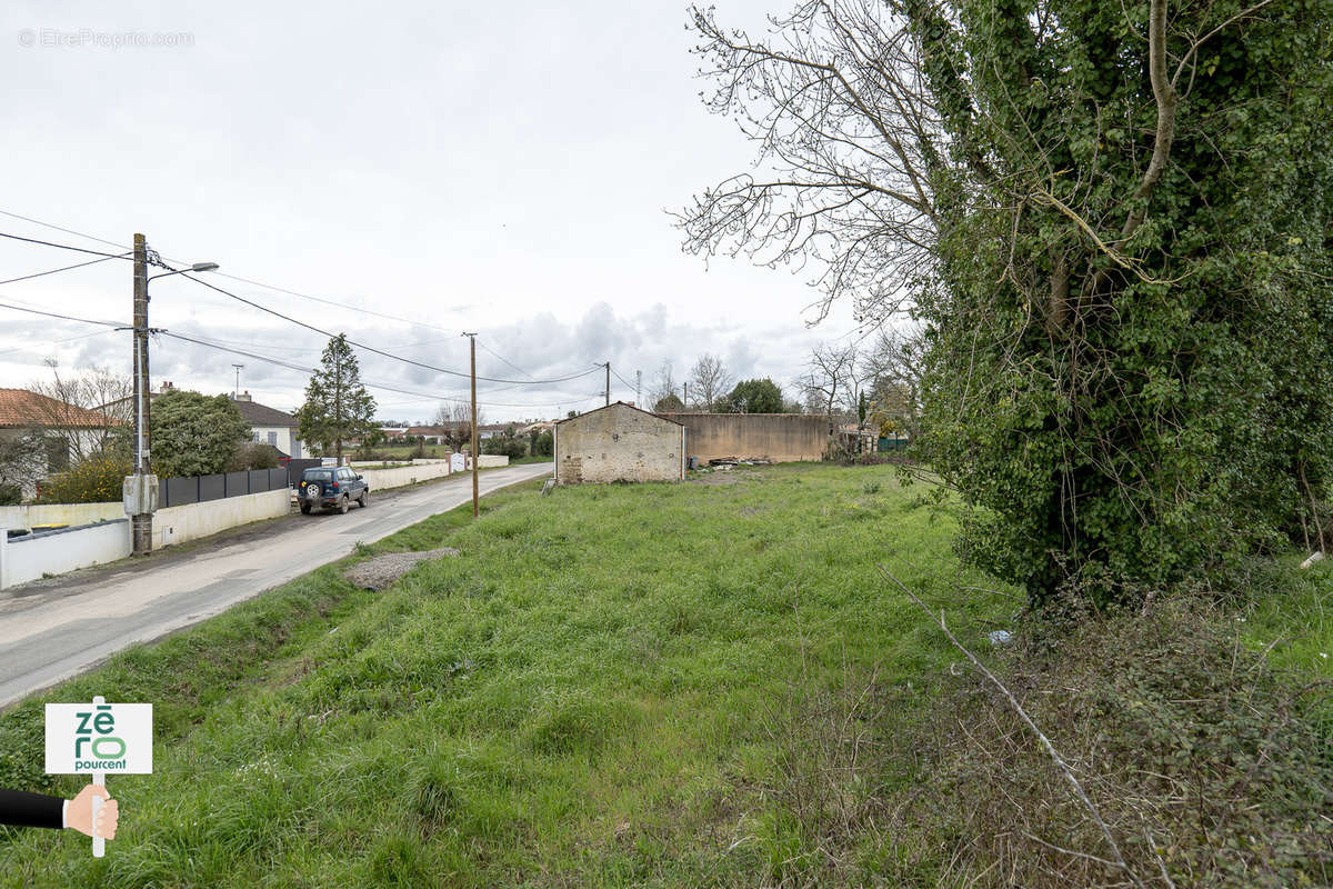 Terrain à LE CHAMP-SAINT-PERE