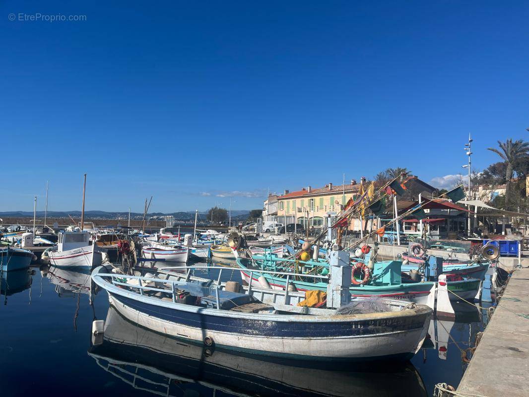 Appartement à SIX-FOURS-LES-PLAGES