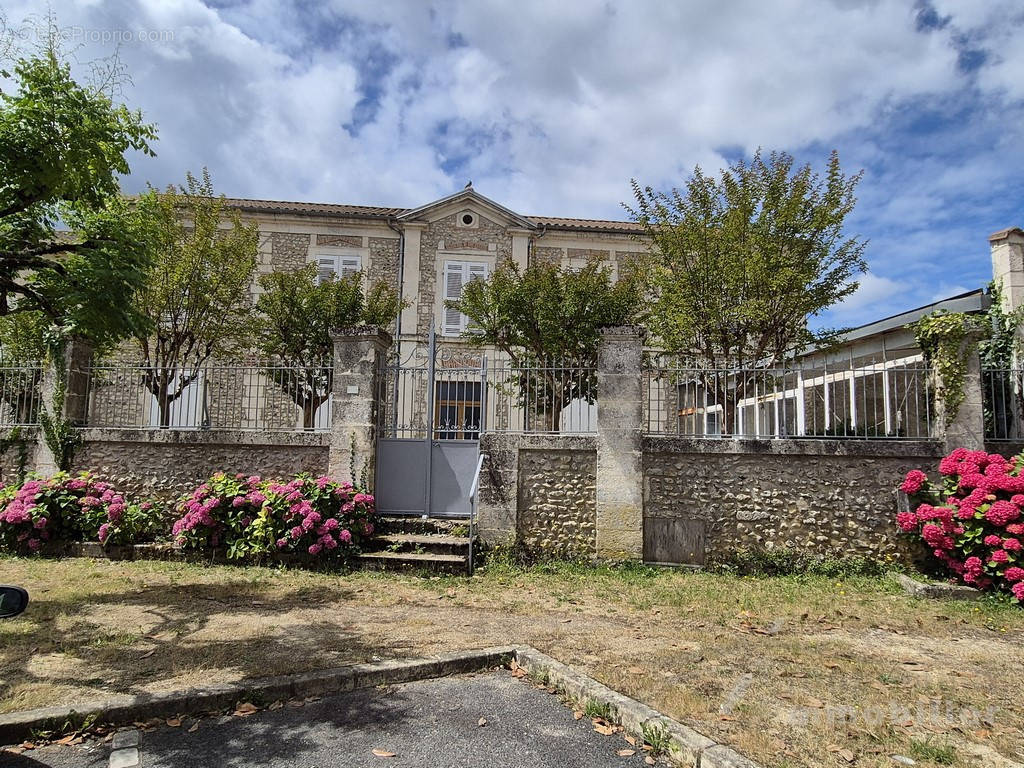 Maison à RAZAC-SUR-L&#039;ISLE