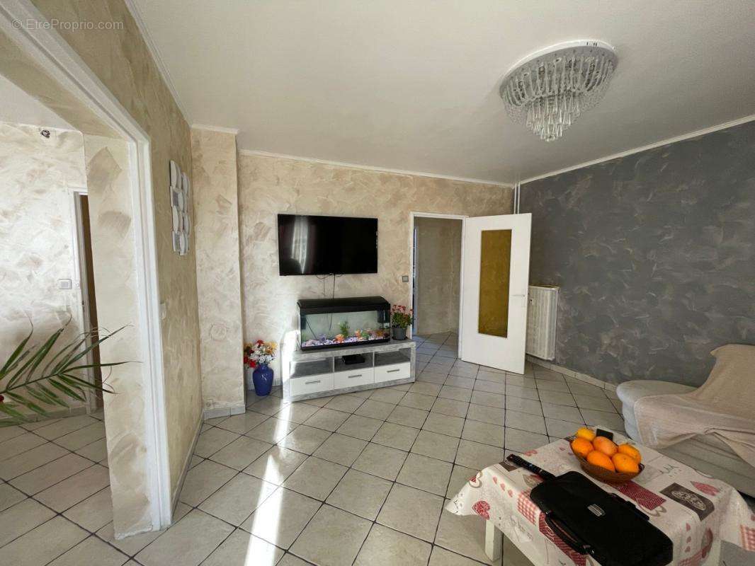 Appartement à MONTELIMAR