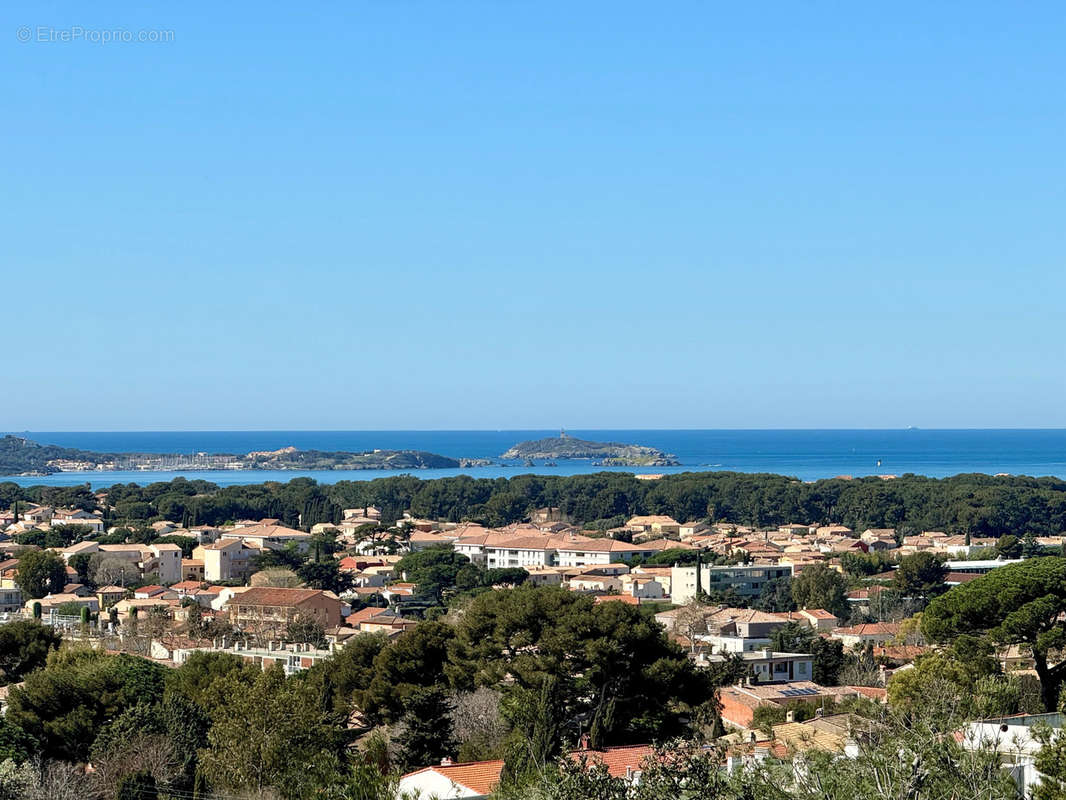 Maison à SIX-FOURS-LES-PLAGES