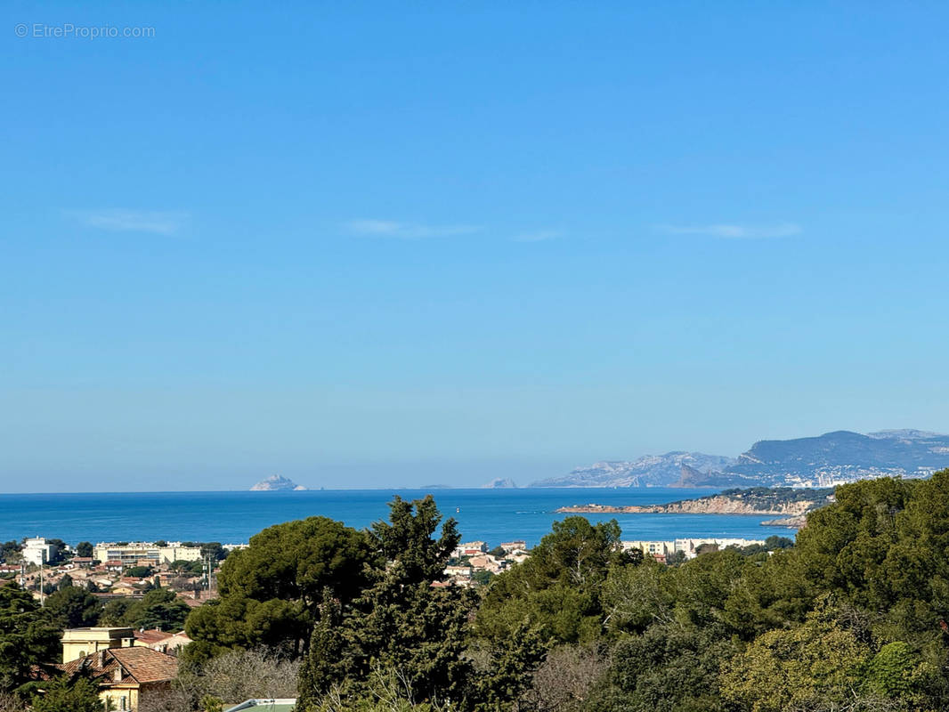 Maison à SIX-FOURS-LES-PLAGES