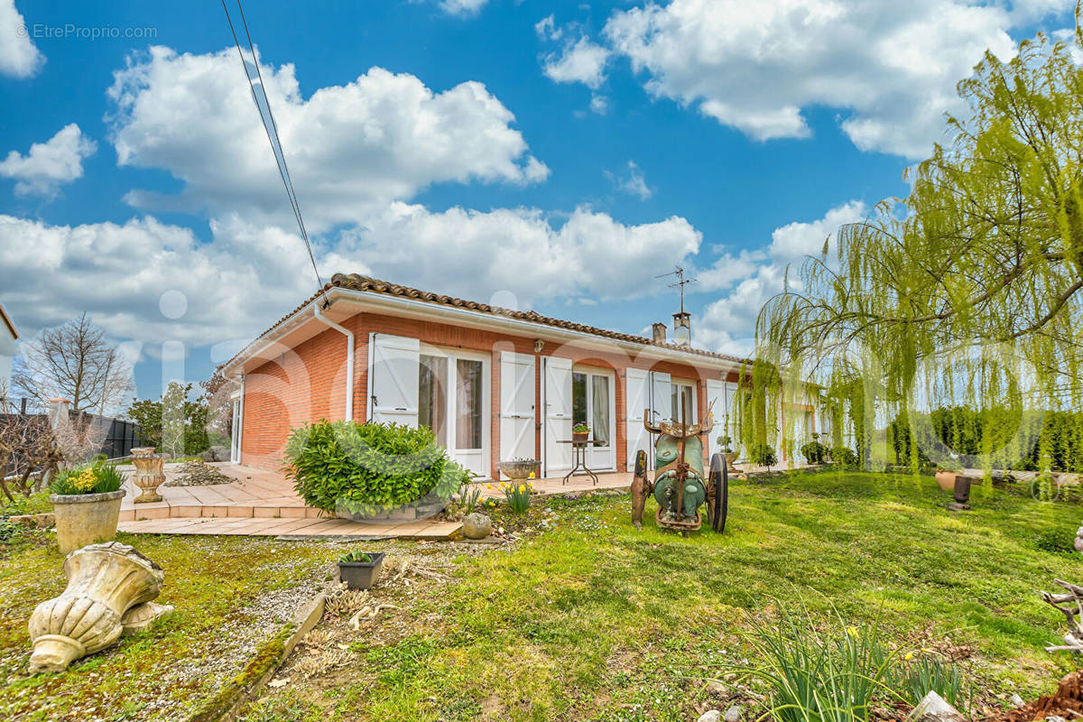 Maison à SAINT-LYS