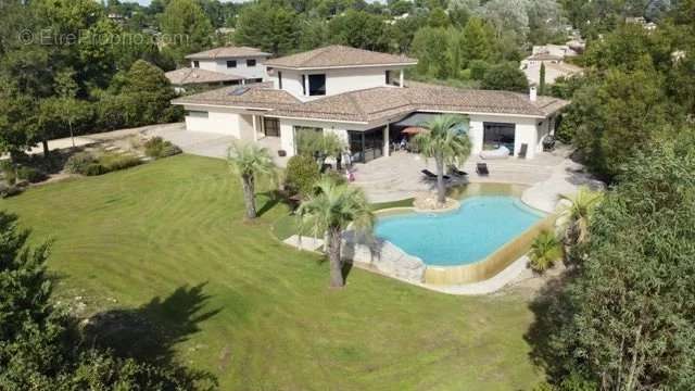 Maison à AIX-EN-PROVENCE