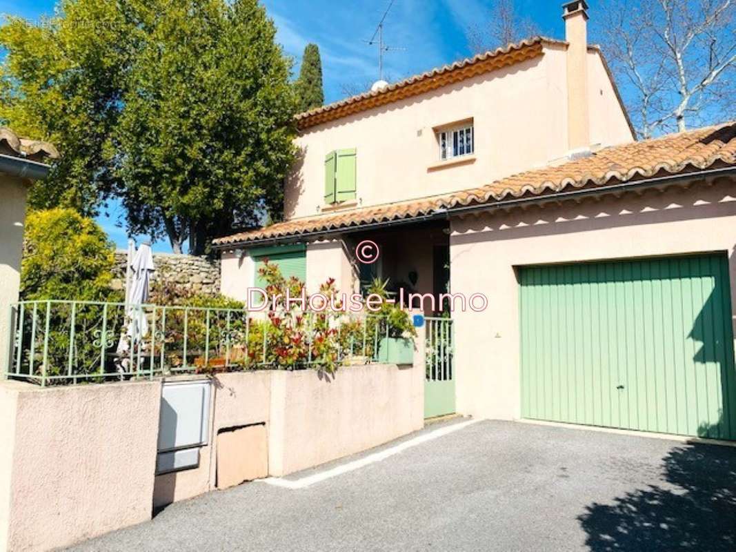 Maison à UZES