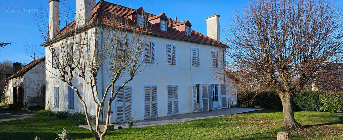 Maison à JURANCON