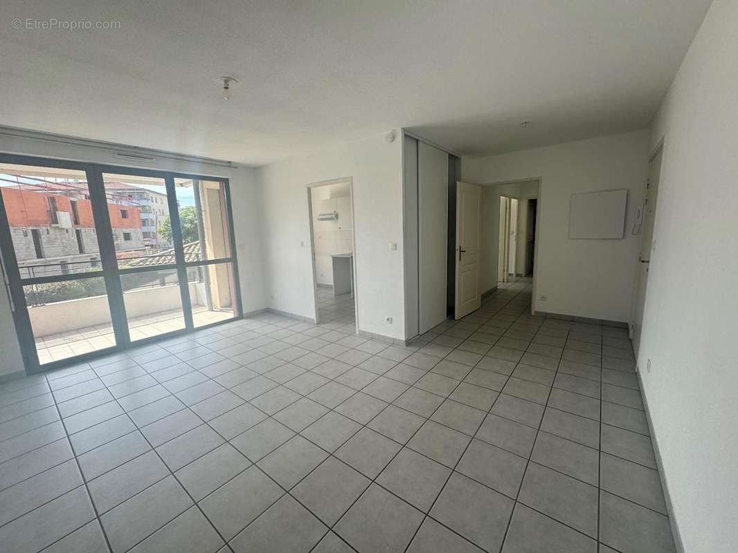   - Appartement à TOULOUSE