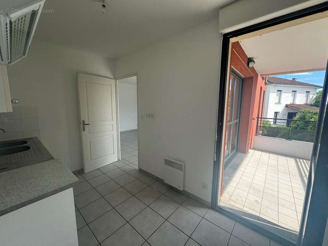   - Appartement à TOULOUSE