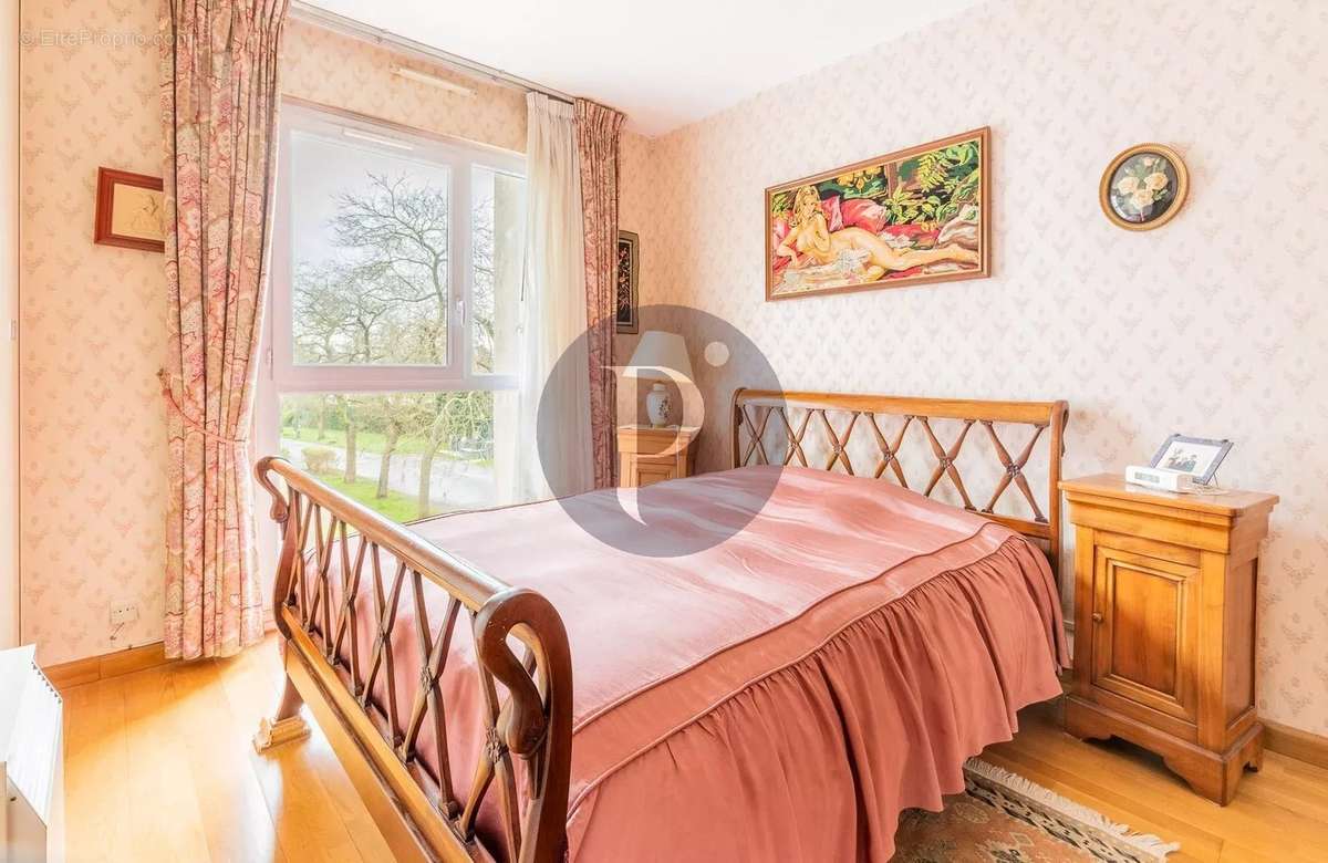 Appartement à VERRIERES-LE-BUISSON