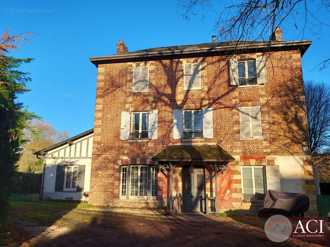 Maison à SAINT-CLAIR-SUR-EPTE