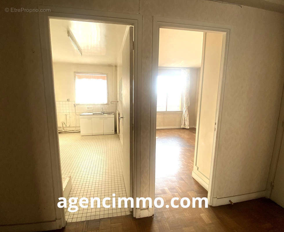 Appartement à MONTROUGE