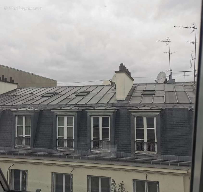 Appartement à PARIS-8E