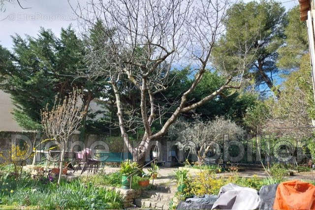 Maison à NIMES